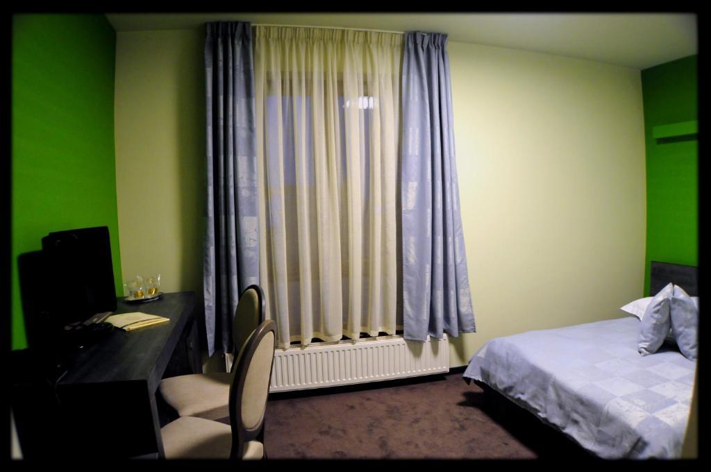 Hotel Diafan Baia Mare Room photo